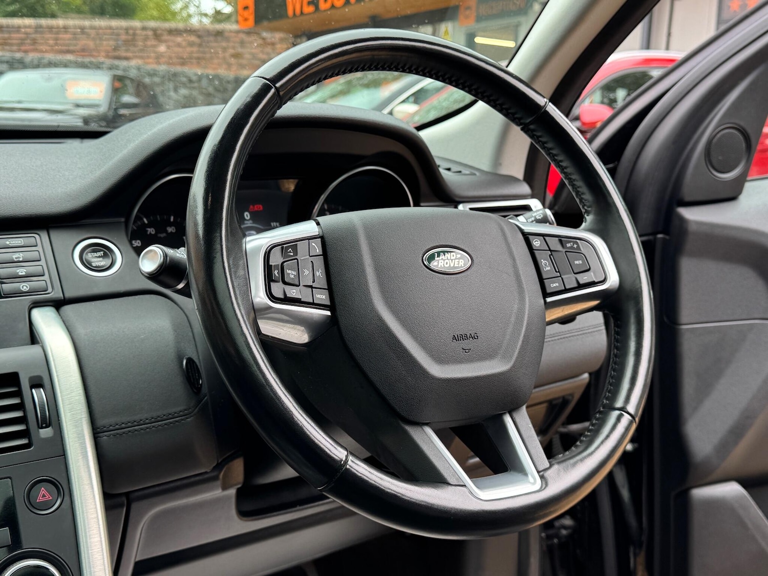 Used Land Rover Discovery Sport 2018 for sale - 76175124: Photo 9