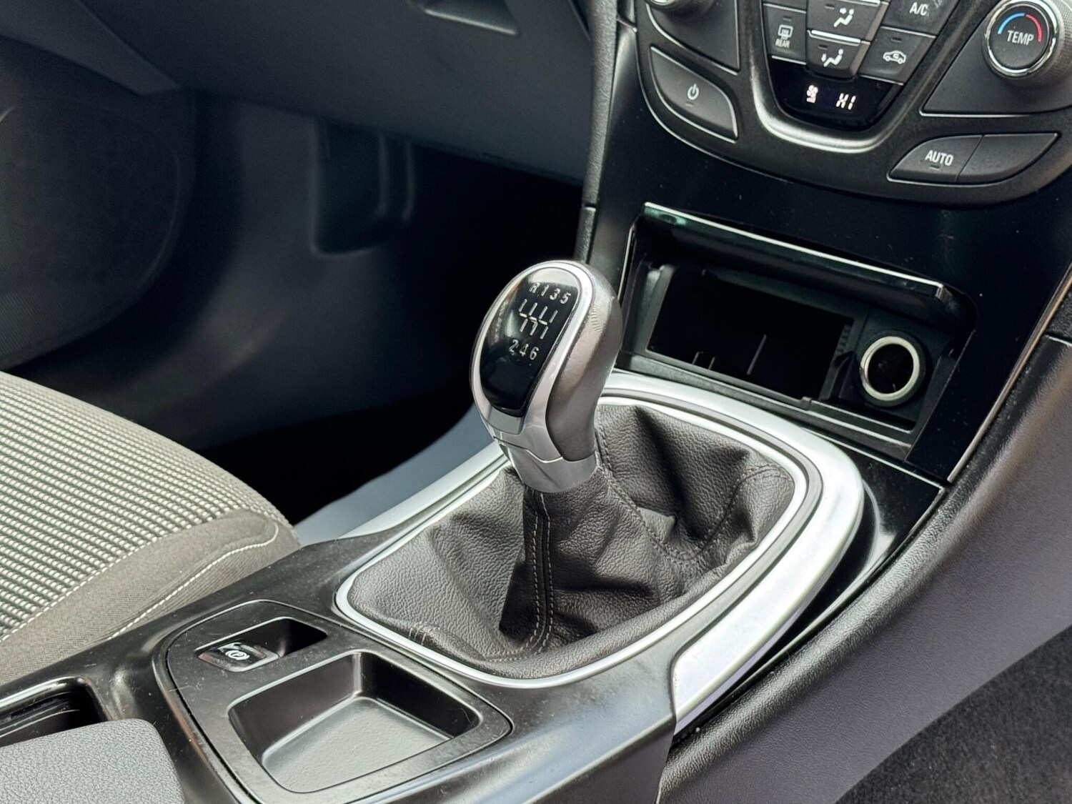 Used Vauxhall Insignia 2016 for sale - 77684181: Photo 47