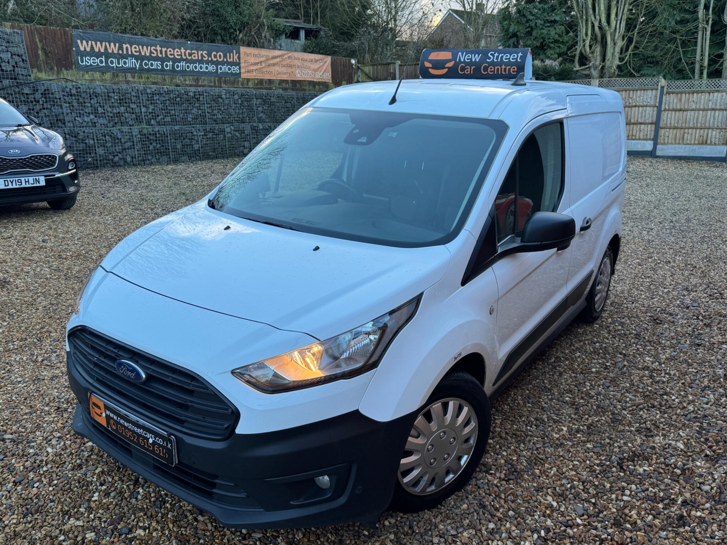 Used Ford Transit Connect 2020 for sale - 77238187: Photo 19