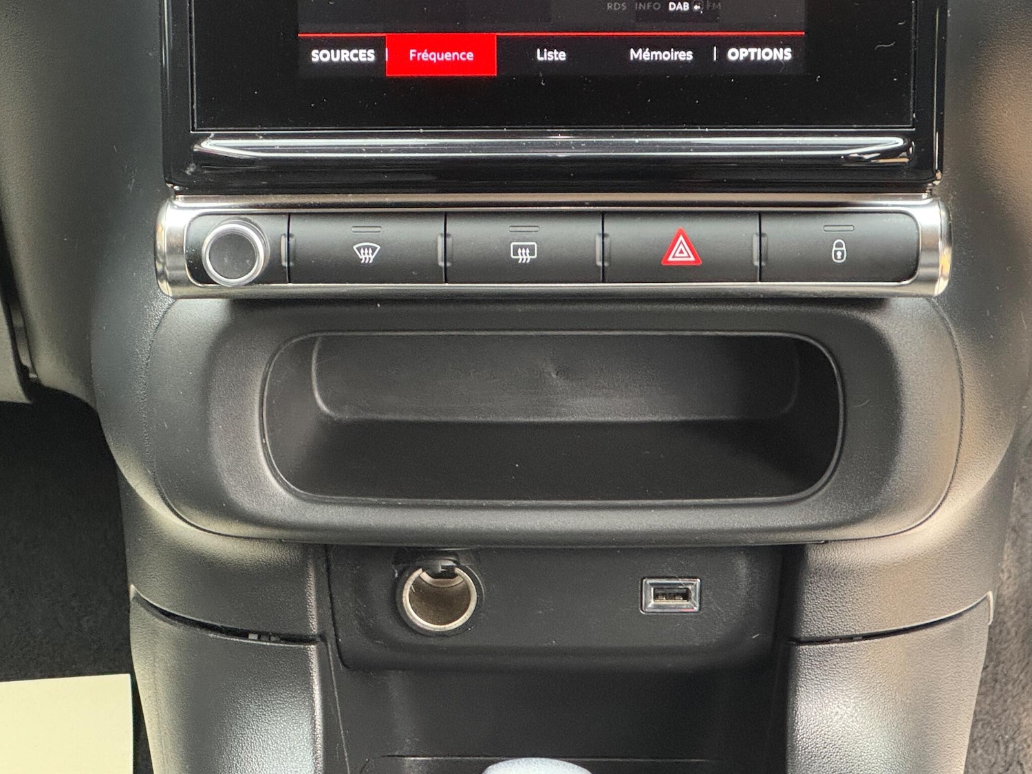 Used Citroen C3 2019 for sale - 76360942: Photo 55