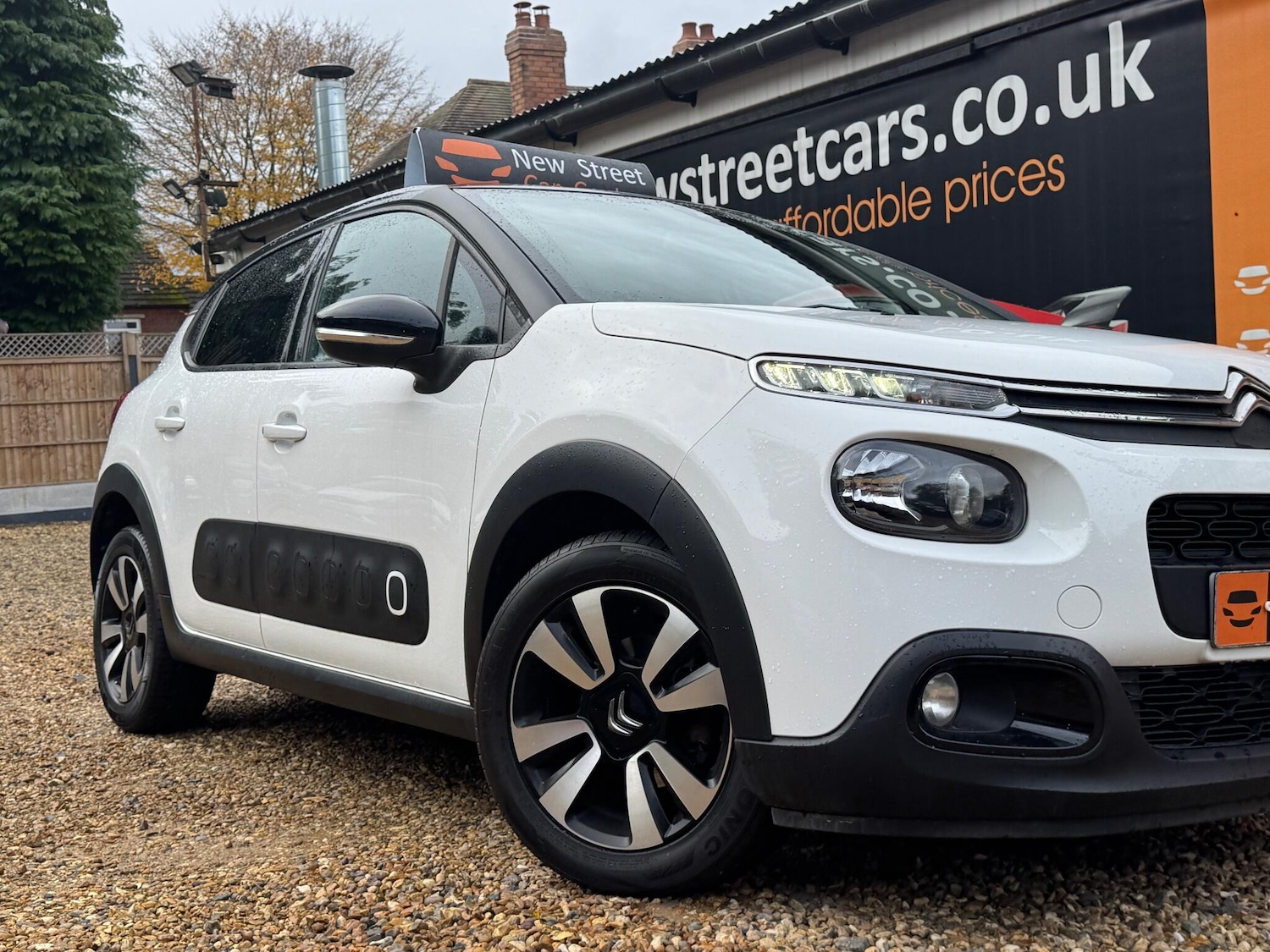 Used Citroen C3 2019 for sale - 76360942: Photo 77