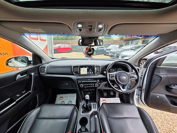 Used Kia Sportage 2018 for sale - 78623296: Photo