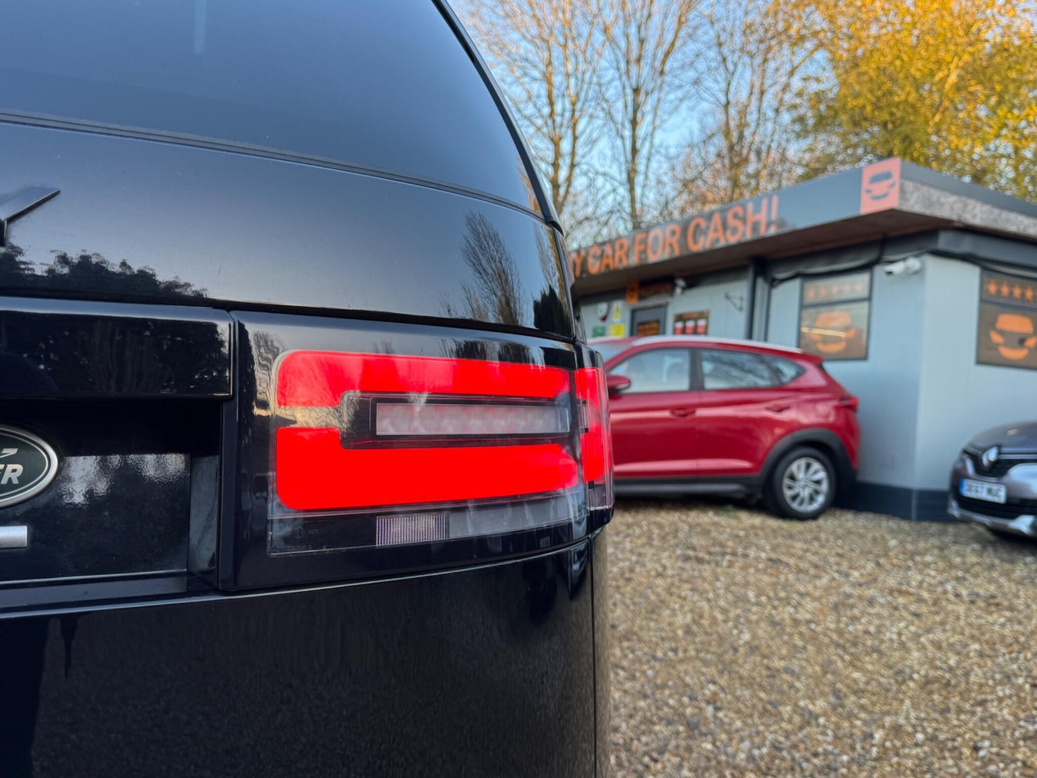 Used Land Rover Discovery 2017 for sale - 76701947: Photo 16