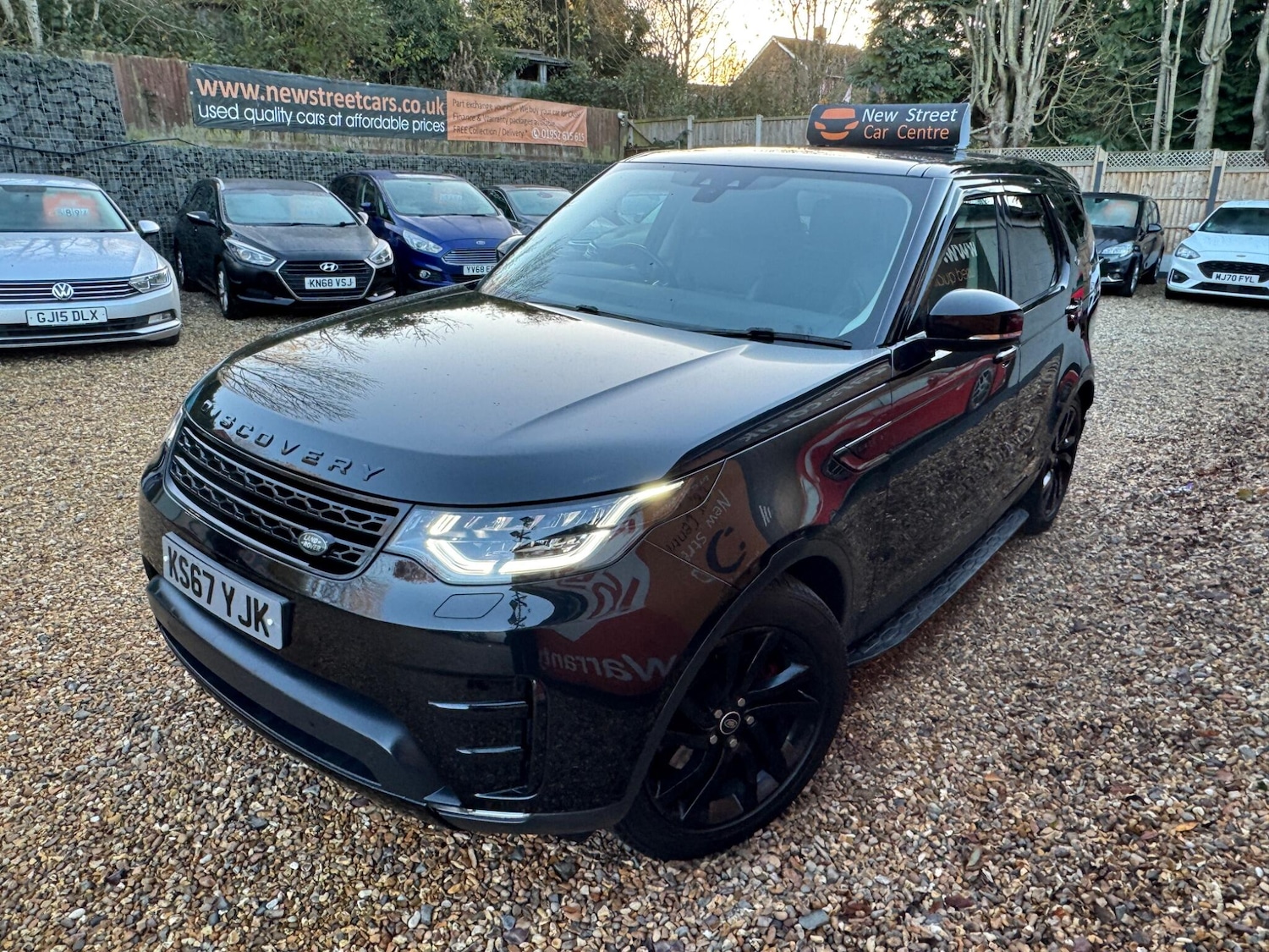 Used Land Rover Discovery 2017 for sale - 76701947: Photo 26