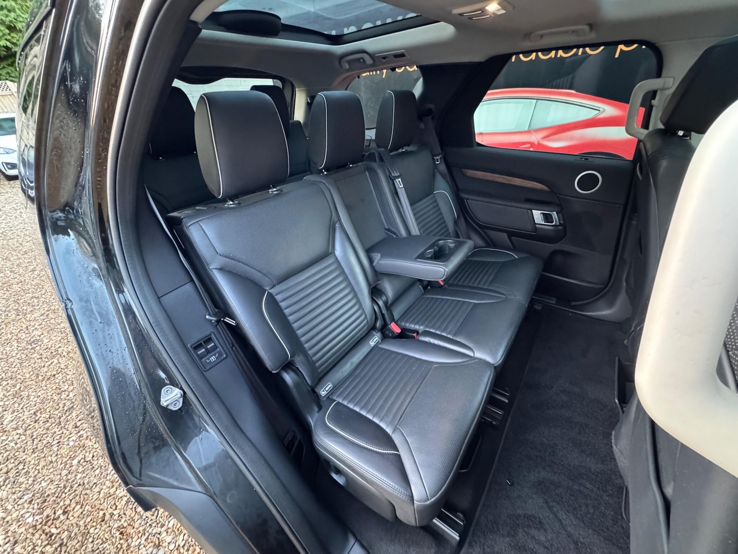 Used Land Rover Discovery 2017 for sale - 76701947: Photo 45