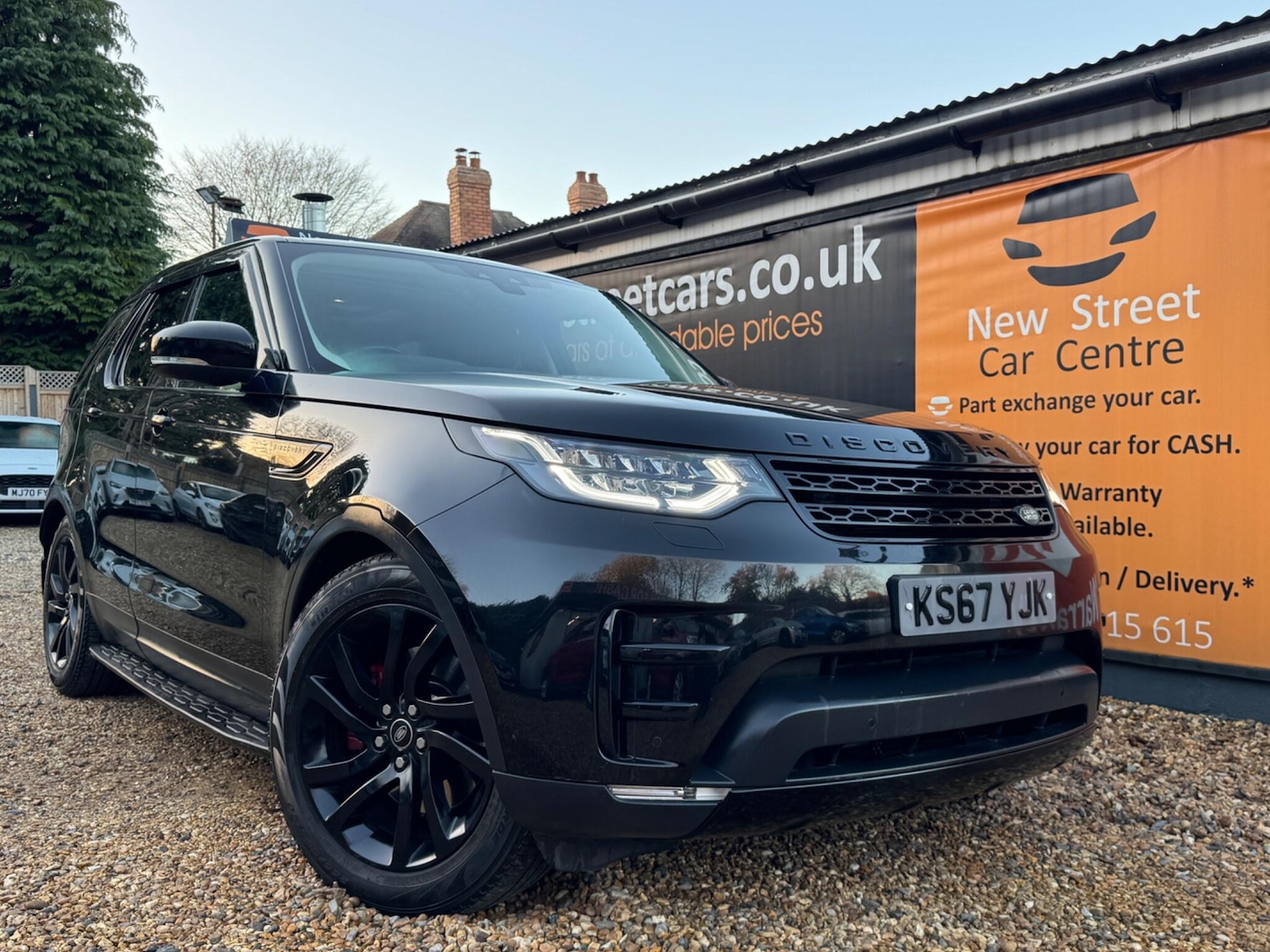 Used Land Rover Discovery 2017 for sale - 76701947: Photo 66