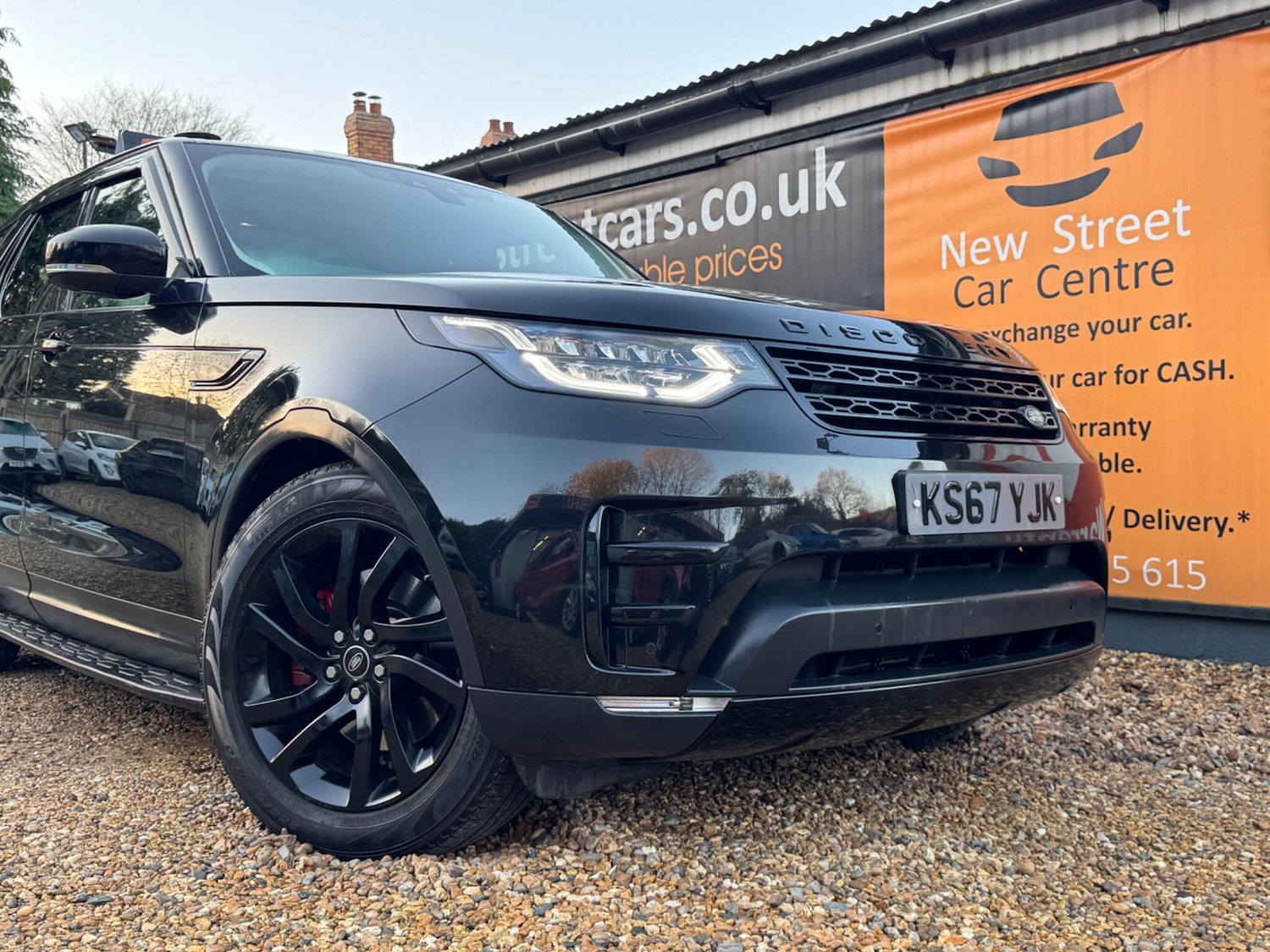 Used Land Rover Discovery 2017 for sale - 76701947: Photo 67