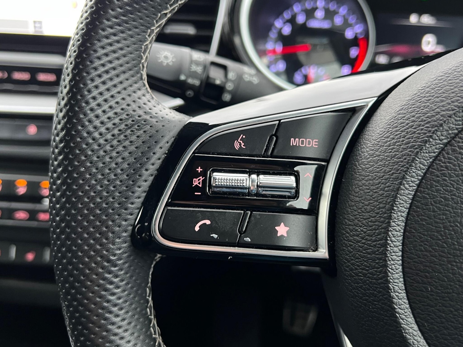 Used Kia XCeed 2023 for sale - 77625130: Photo 22