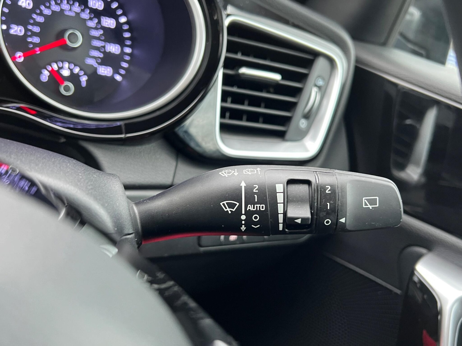 Used Kia XCeed 2023 for sale - 77625130: Photo 24