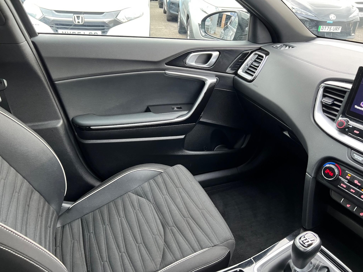 Used Kia XCeed 2023 for sale - 77625130: Photo 36