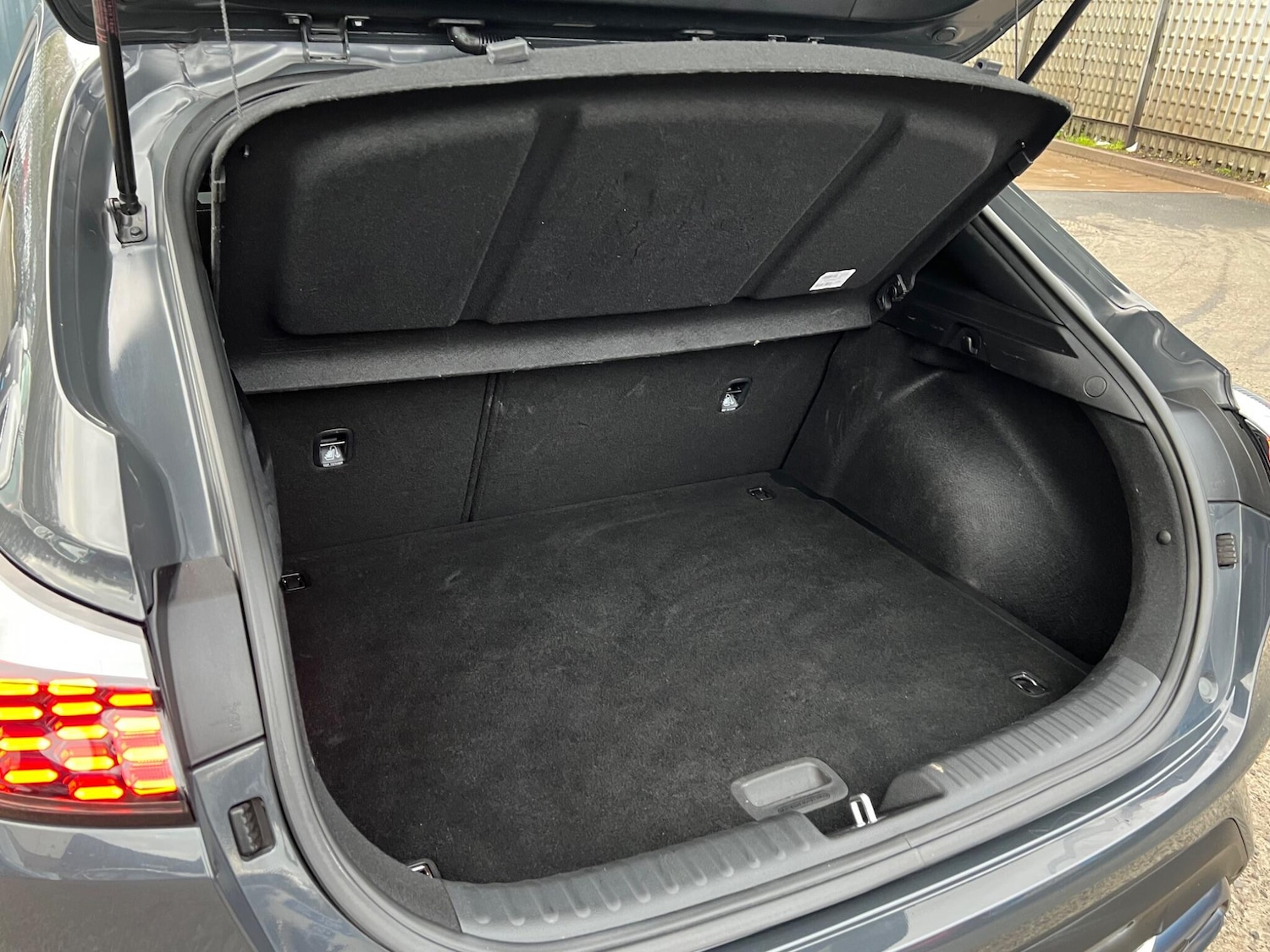 Used Kia XCeed 2023 for sale - 77625130: Photo 40