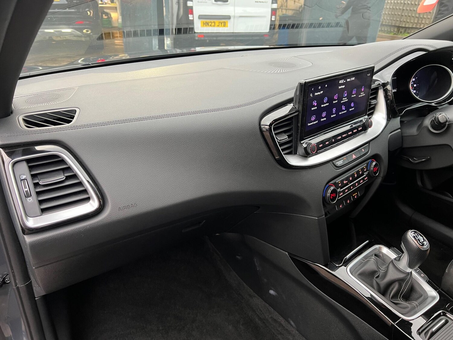 Used Kia XCeed 2023 for sale - 77625130: Photo 55