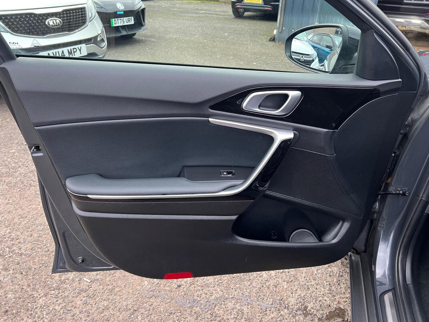 Used Kia XCeed 2023 for sale - 77625130: Photo 56