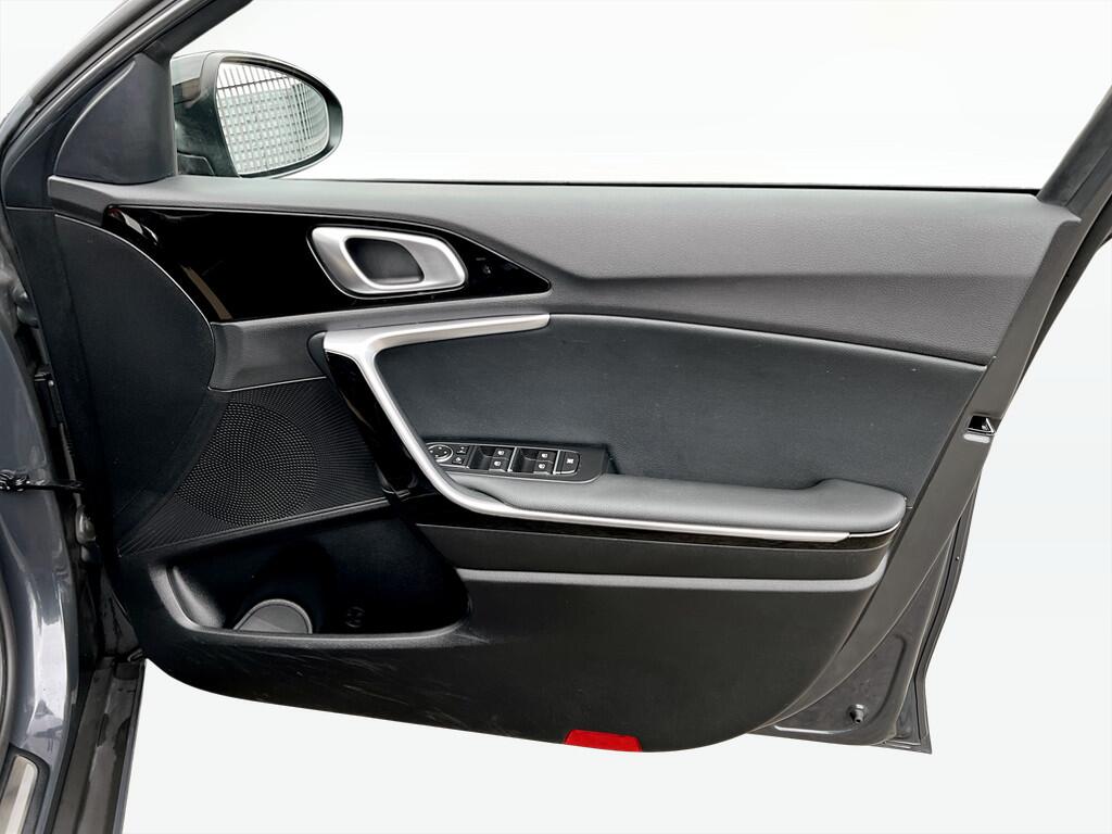 Used Kia XCeed 2023 for sale - 77625130: Photo 7