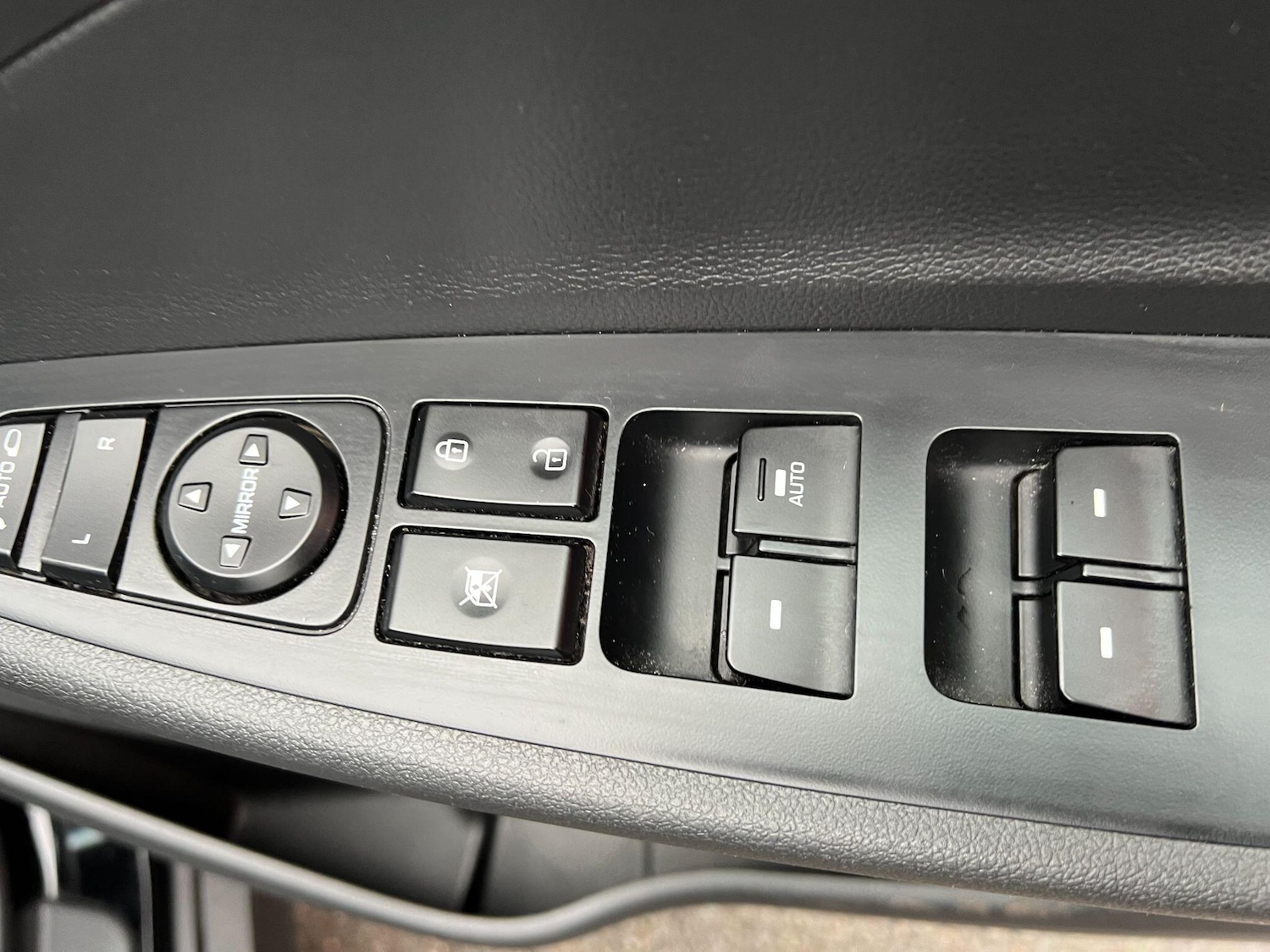 Used Hyundai TUCSON 2017 for sale - 76389299: Photo 34