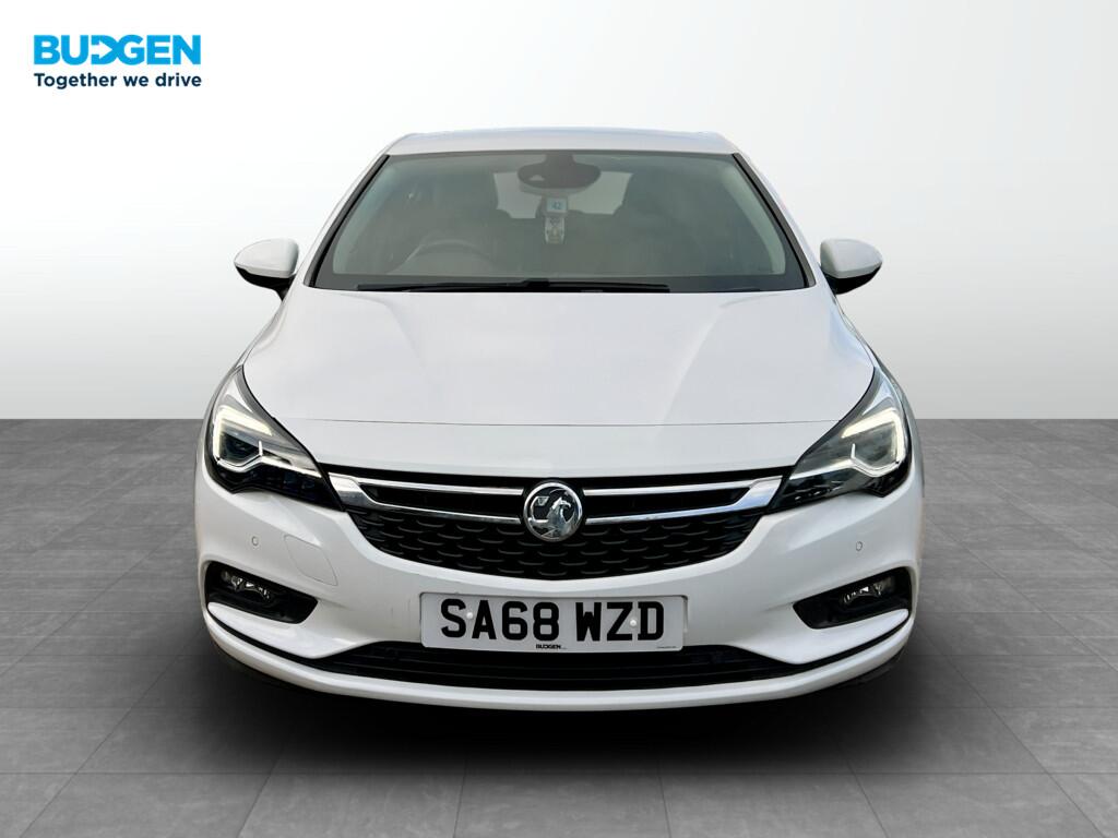Used Vauxhall Astra 2018 for sale - 76849702: Photo 2