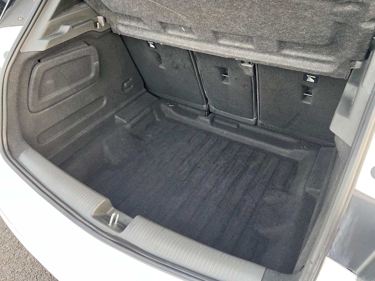 Used Vauxhall Astra 2018 for sale - 76849702: Photo 26