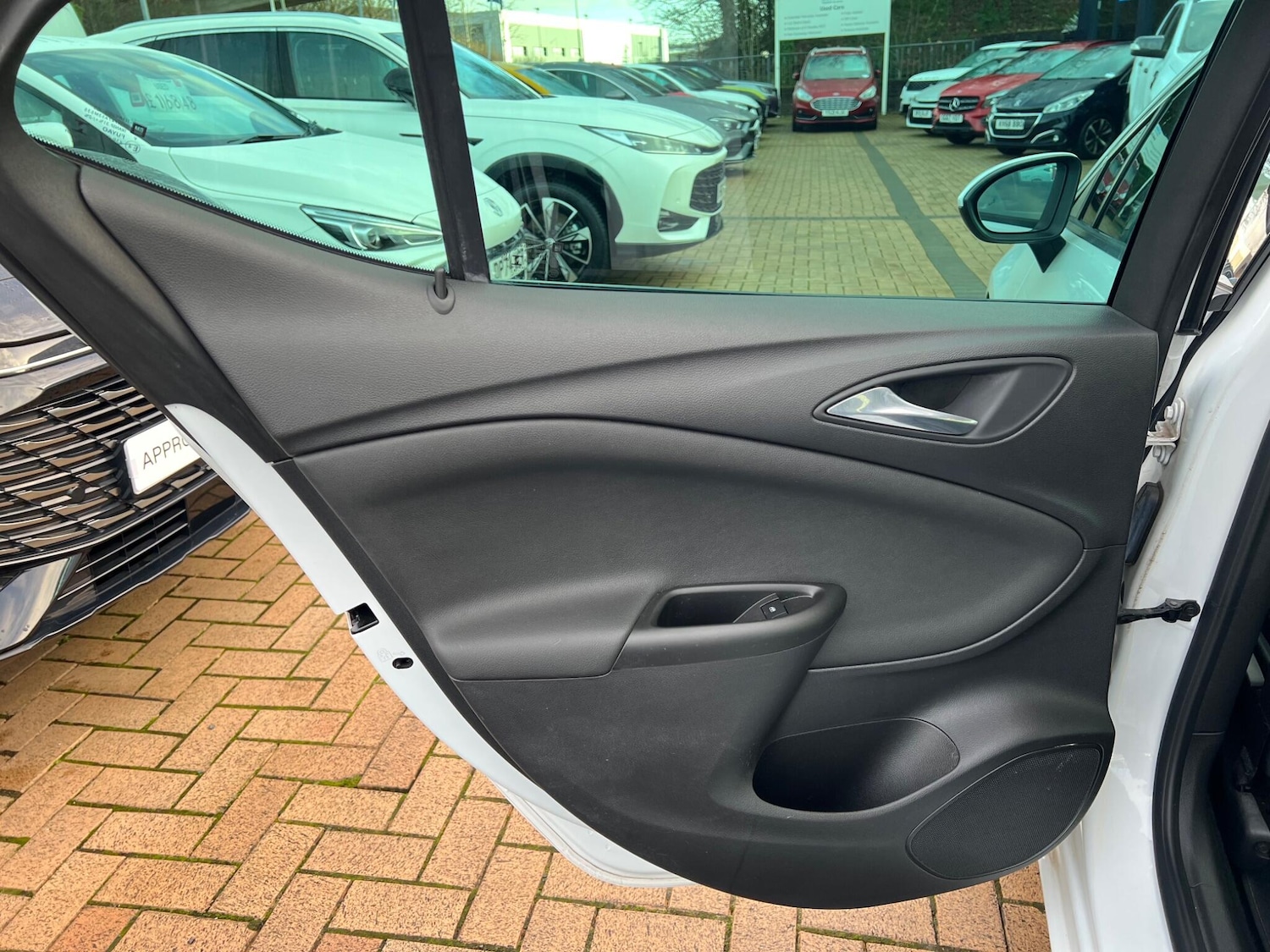 Used Vauxhall Astra 2018 for sale - 76849702: Photo 31