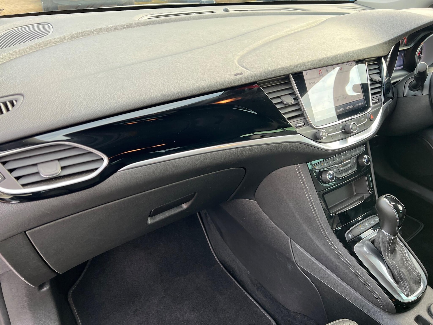 Used Vauxhall Astra 2018 for sale - 76849702: Photo 32