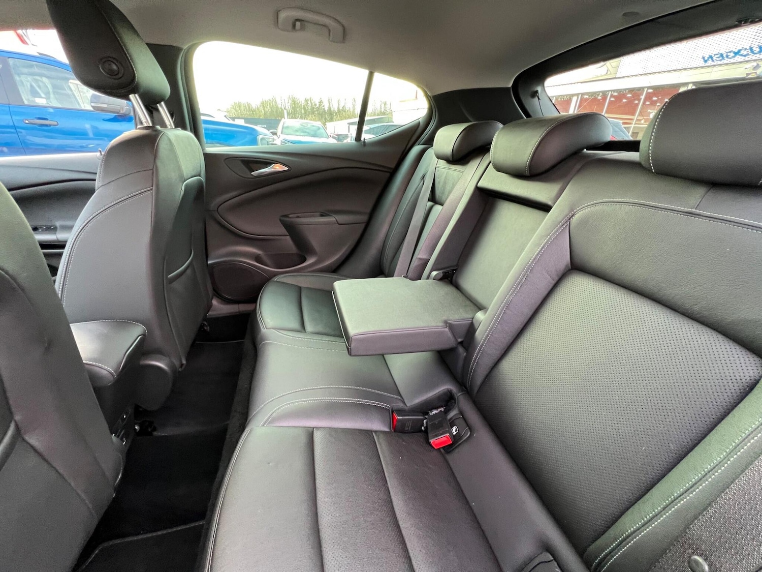 Used Vauxhall Astra 2018 for sale - 76849702: Photo 35