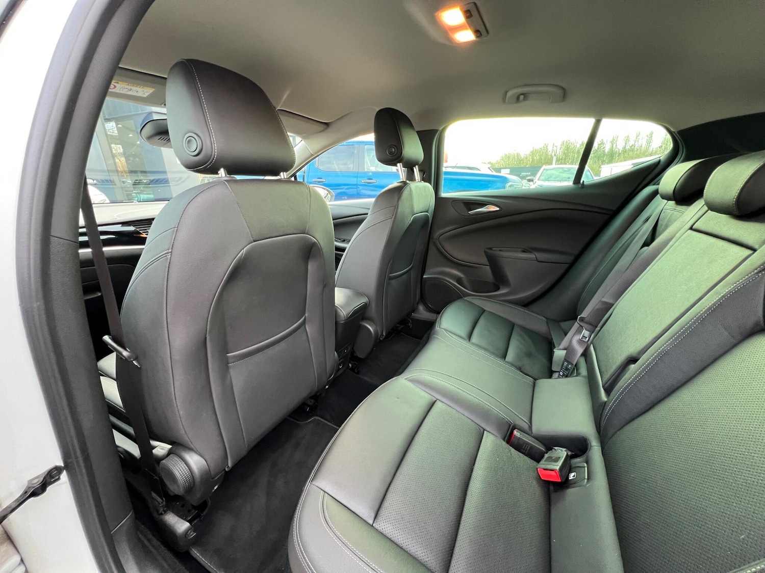 Used Vauxhall Astra 2018 for sale - 76849702: Photo 36