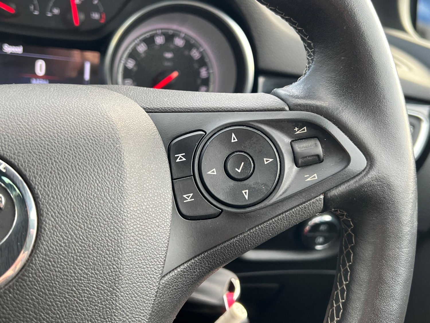 Used Vauxhall Astra 2018 for sale - 76849702: Photo 41