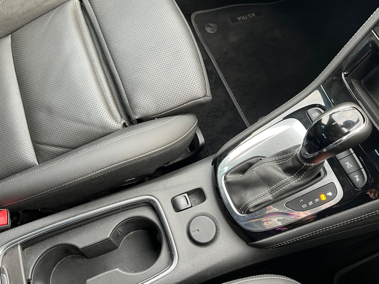 Used Vauxhall Astra 2018 for sale - 76849702: Photo 51