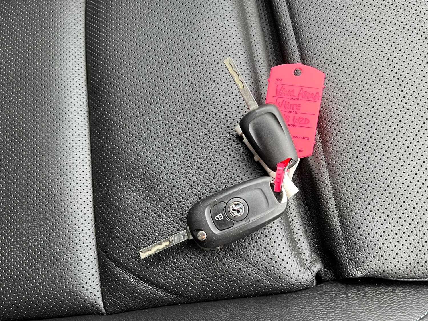 Used Vauxhall Astra 2018 for sale - 76849702: Photo 56