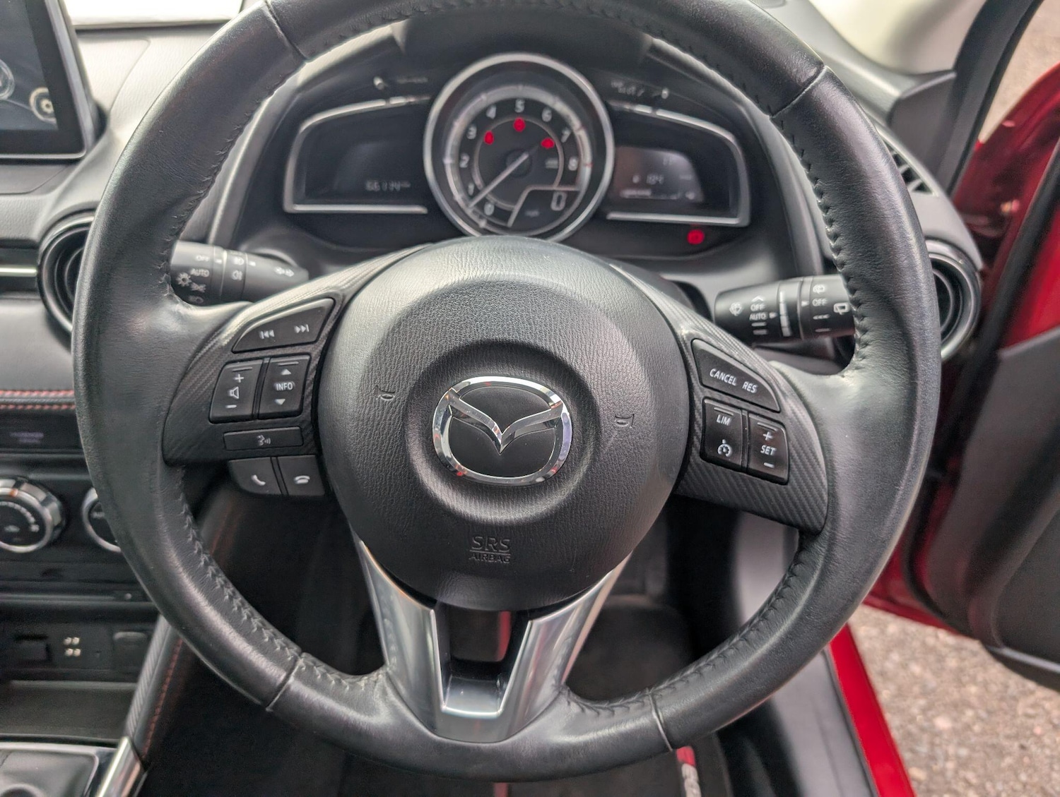Used Mazda Mazda2 2016 for sale - 76388513: Photo 41