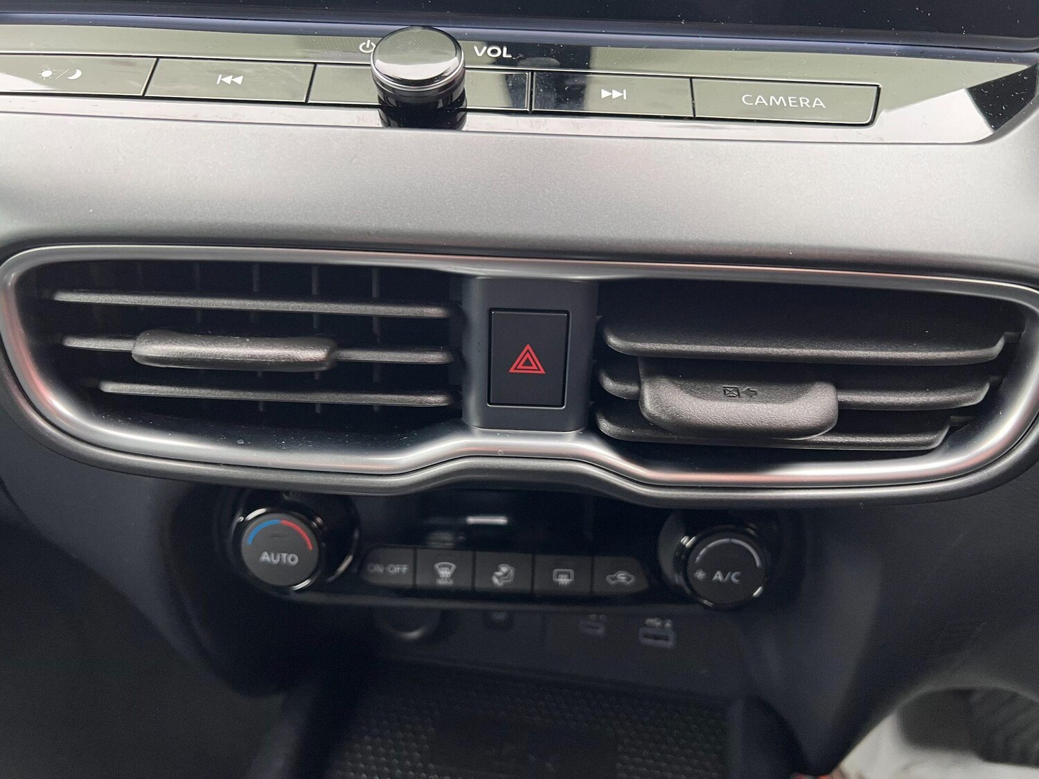 Used Nissan Juke 2024 for sale - 76166683: Photo 48