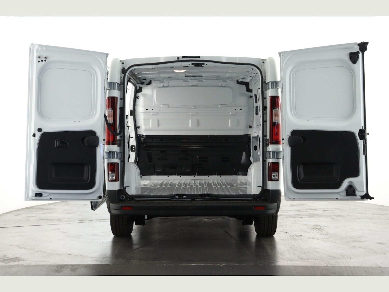 Used Renault Trafic 2025 for sale - 77646333: Photo 2