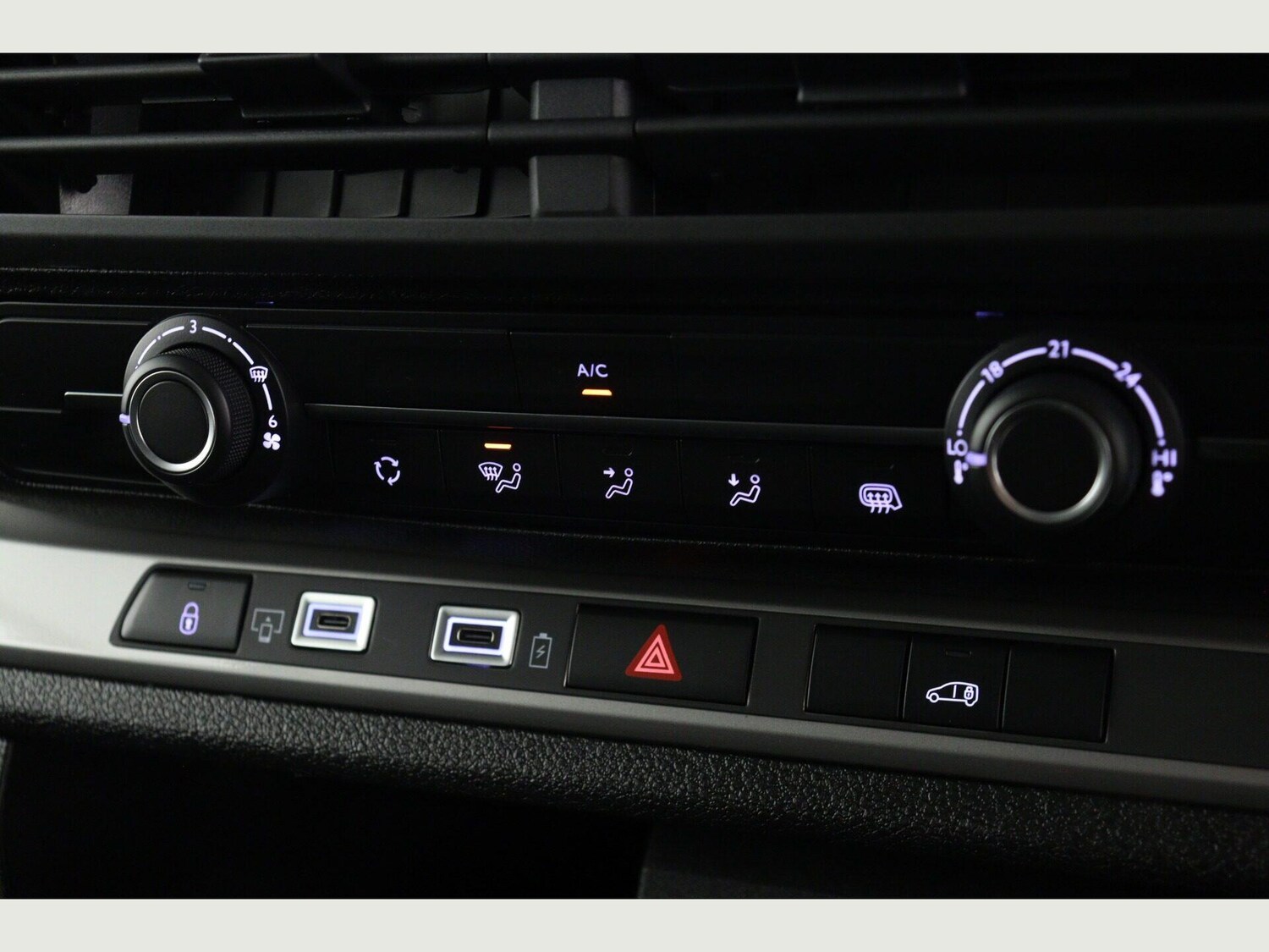 Used Vauxhall Vivaro 2026 for sale - 77670927: Photo 17