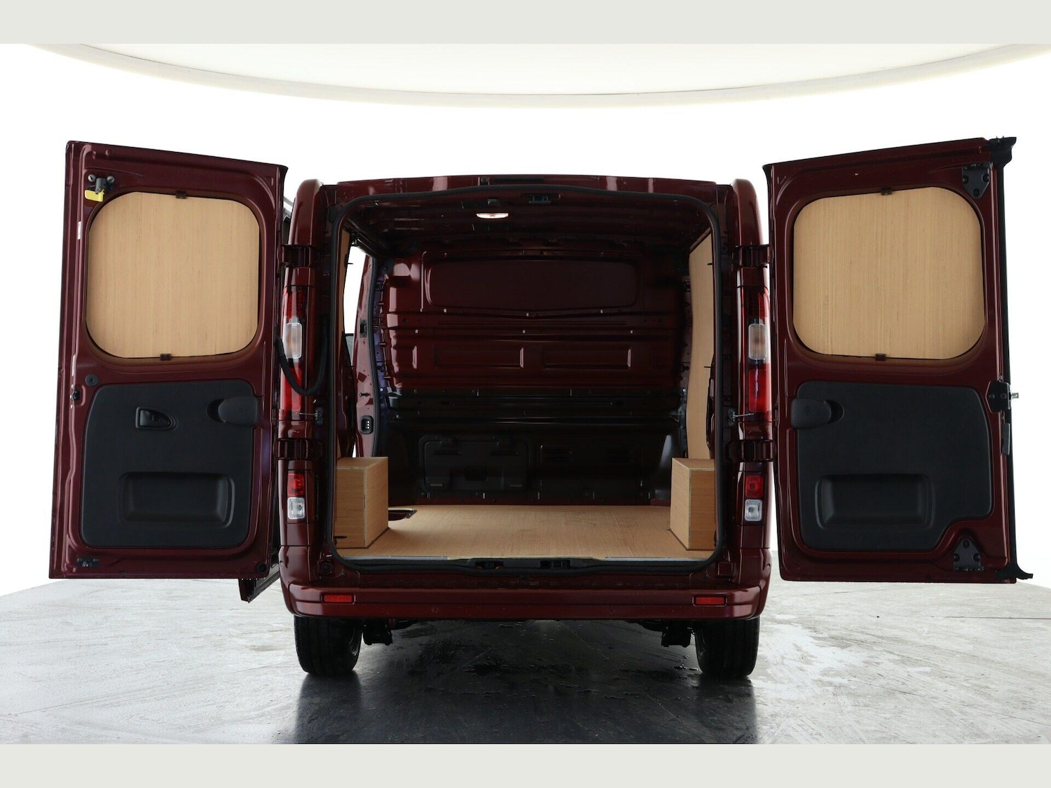 Used Renault Trafic 2026 for sale - 78184178: Photo 2