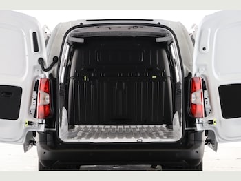 Used Peugeot Partner 2025 for sale - 77696674: Photo