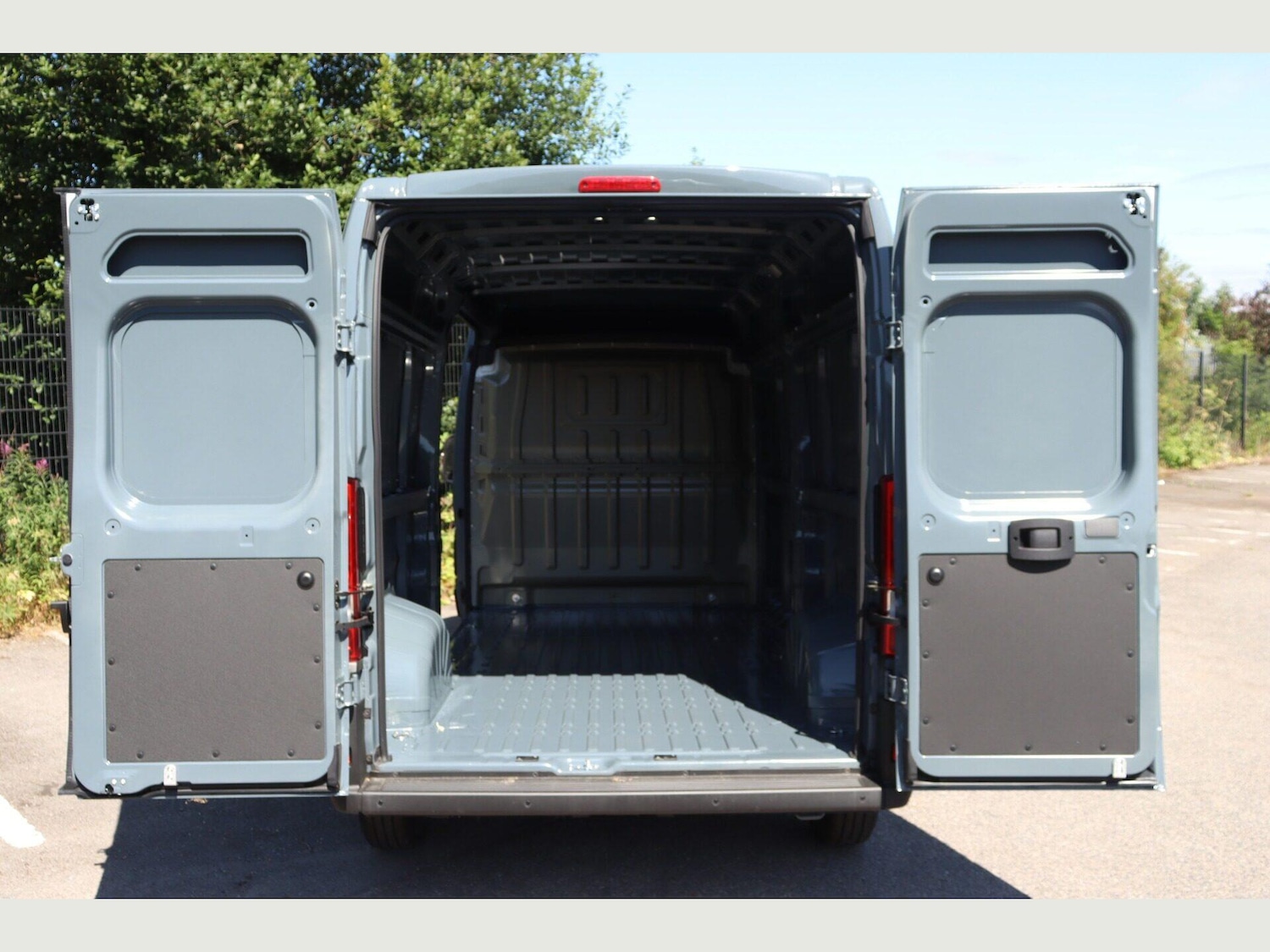 Used Peugeot Boxer 2025 for sale - 76728621: Photo 2