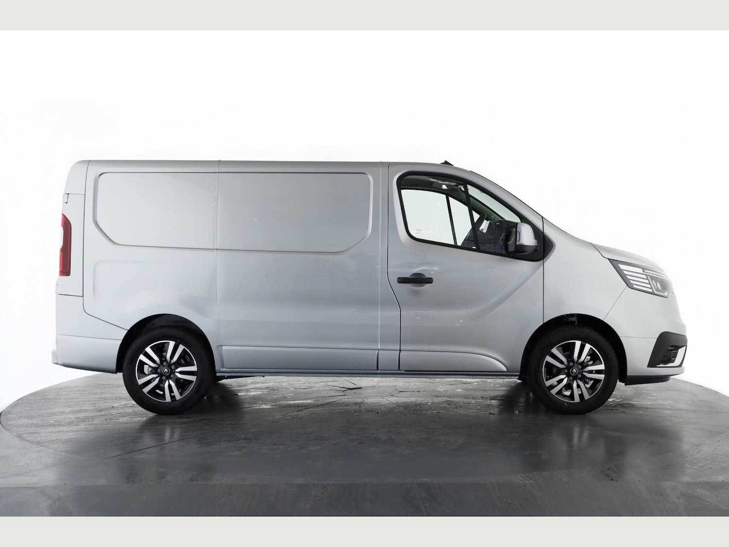 Used Renault Trafic 2025 for sale - 76989757: Photo 4