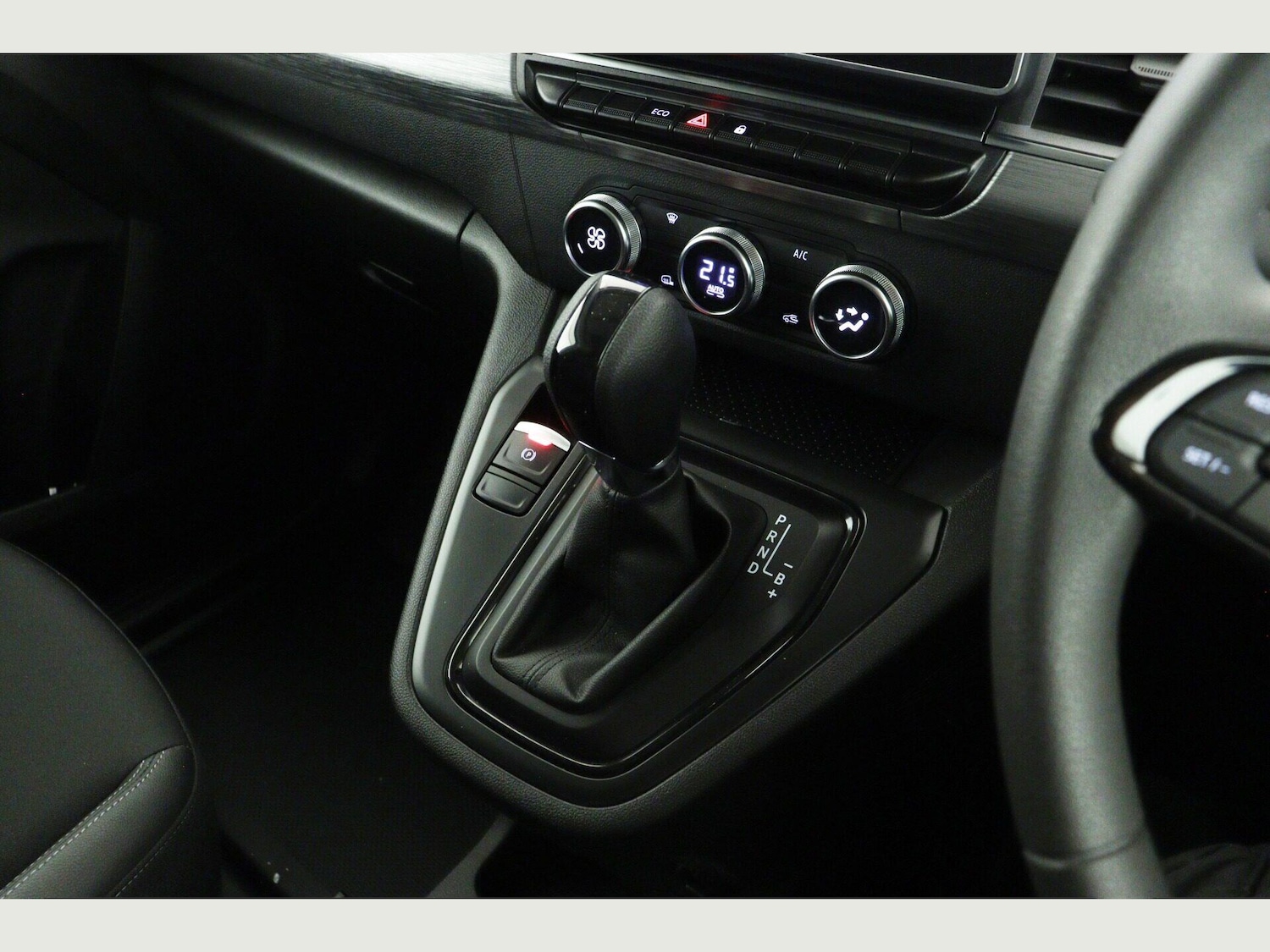 Used Renault Kangoo 2025 for sale - 77852727: Photo 17