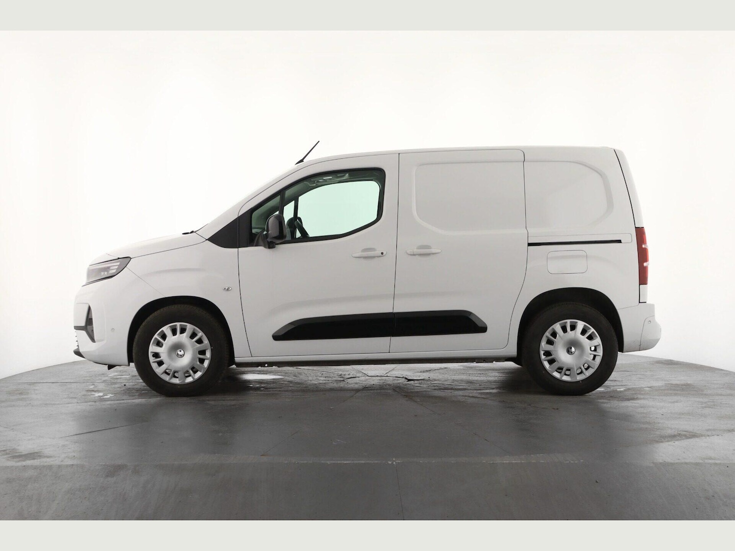 Used Vauxhall Combo 2024 for sale - 77537196: Photo 8