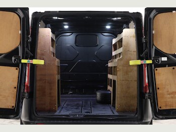 Used Ford Transit Custom 2018 for sale - 78100452: Photo