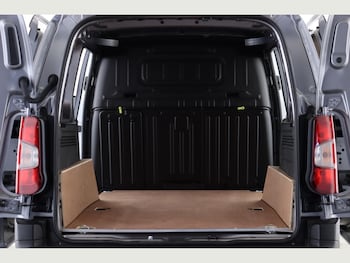 Used Citroen Berlingo 2023 for sale - 76476551: Photo