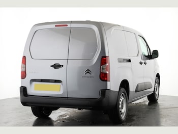 Used Citroen Berlingo 2023 for sale - 76476551: Photo