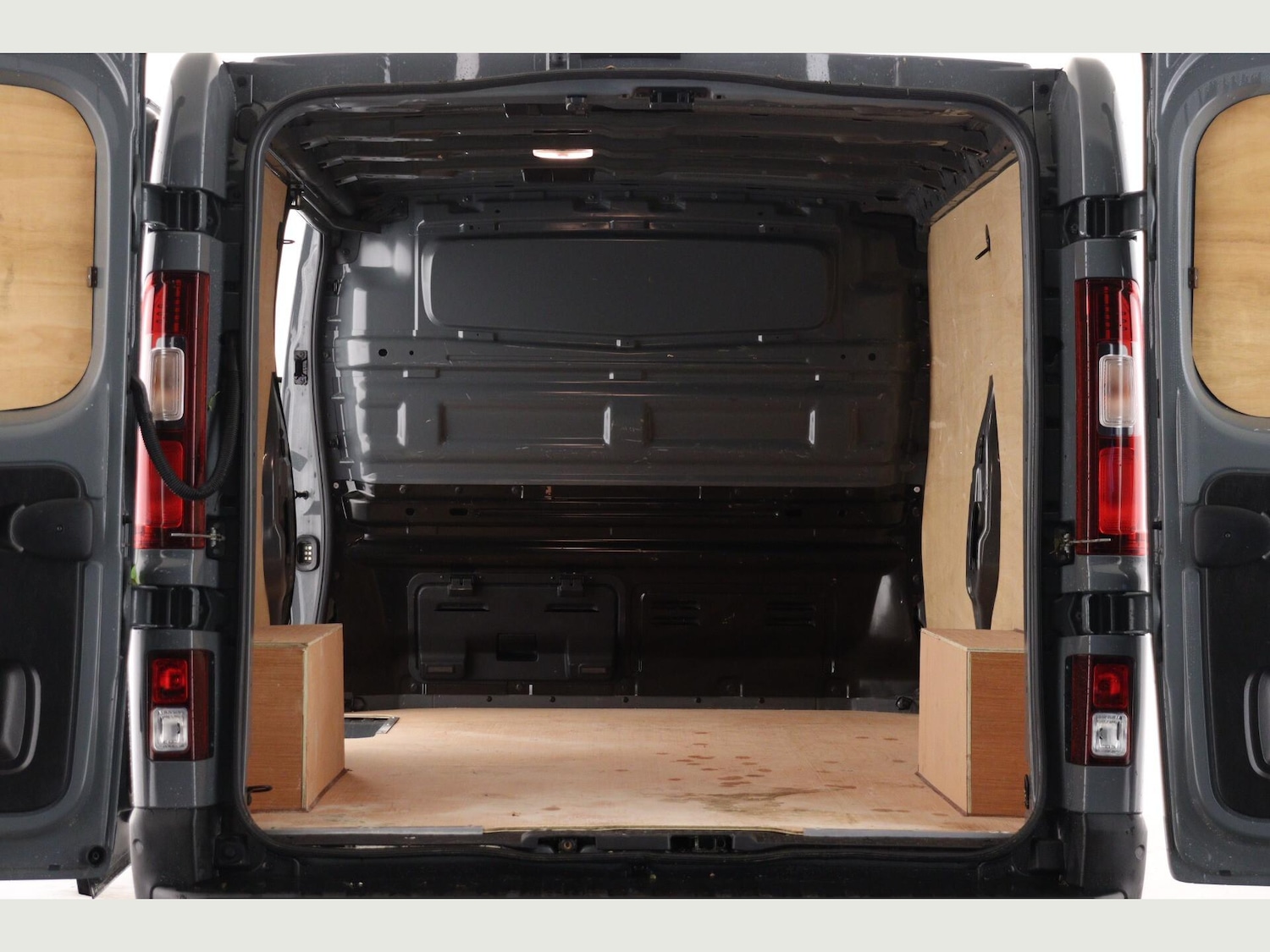 Used Renault Trafic 2025 for sale - 76994138: Photo 3