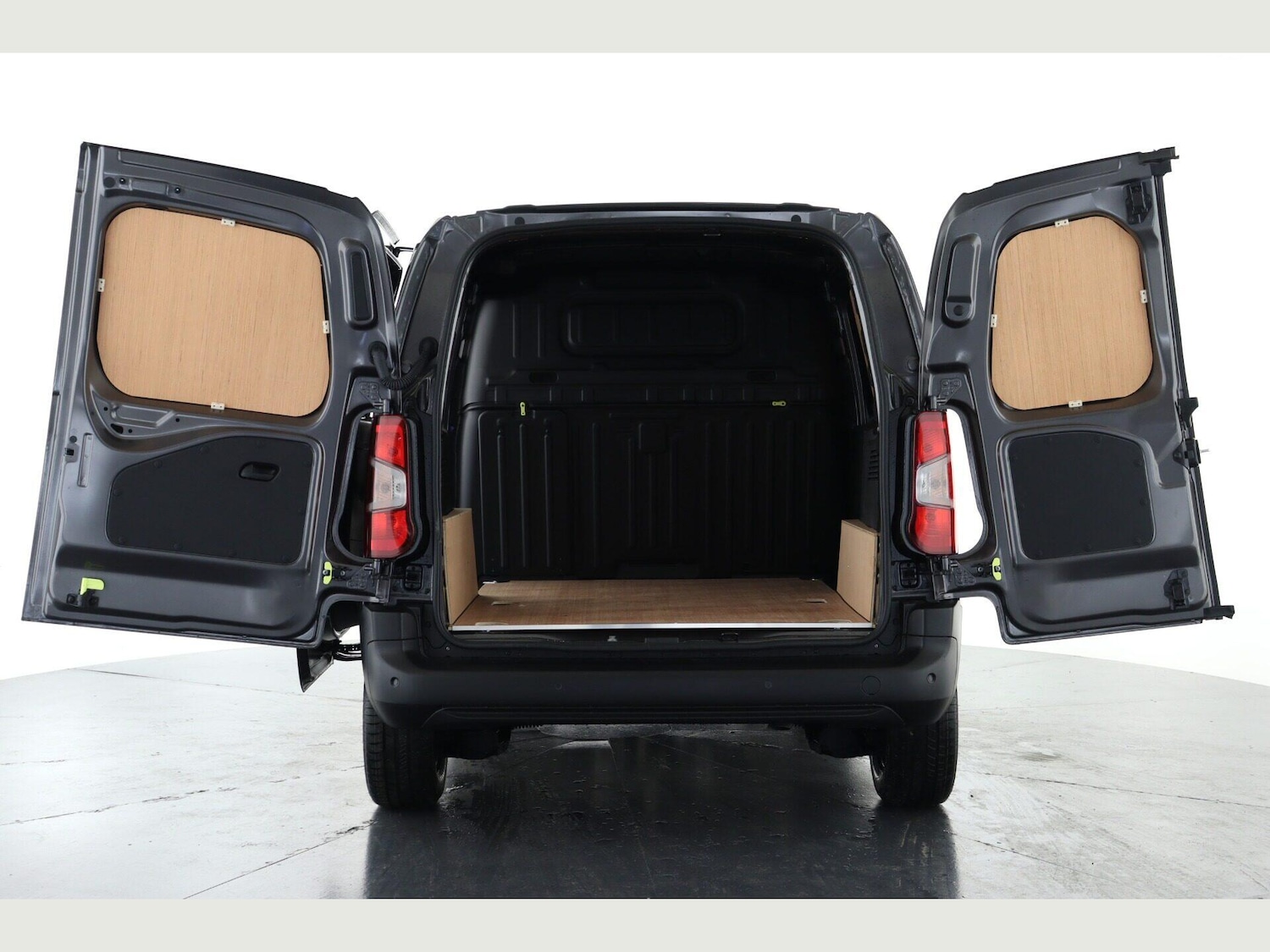 Used Peugeot Partner 2023 for sale - 77838653: Photo 2