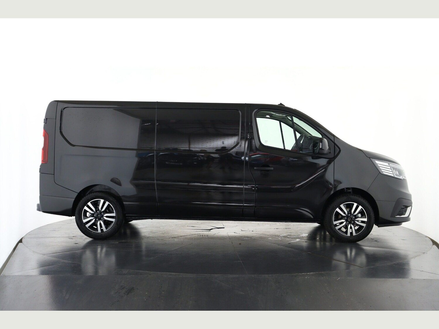 Used Renault Trafic 2025 for sale - 77254848: Photo 5