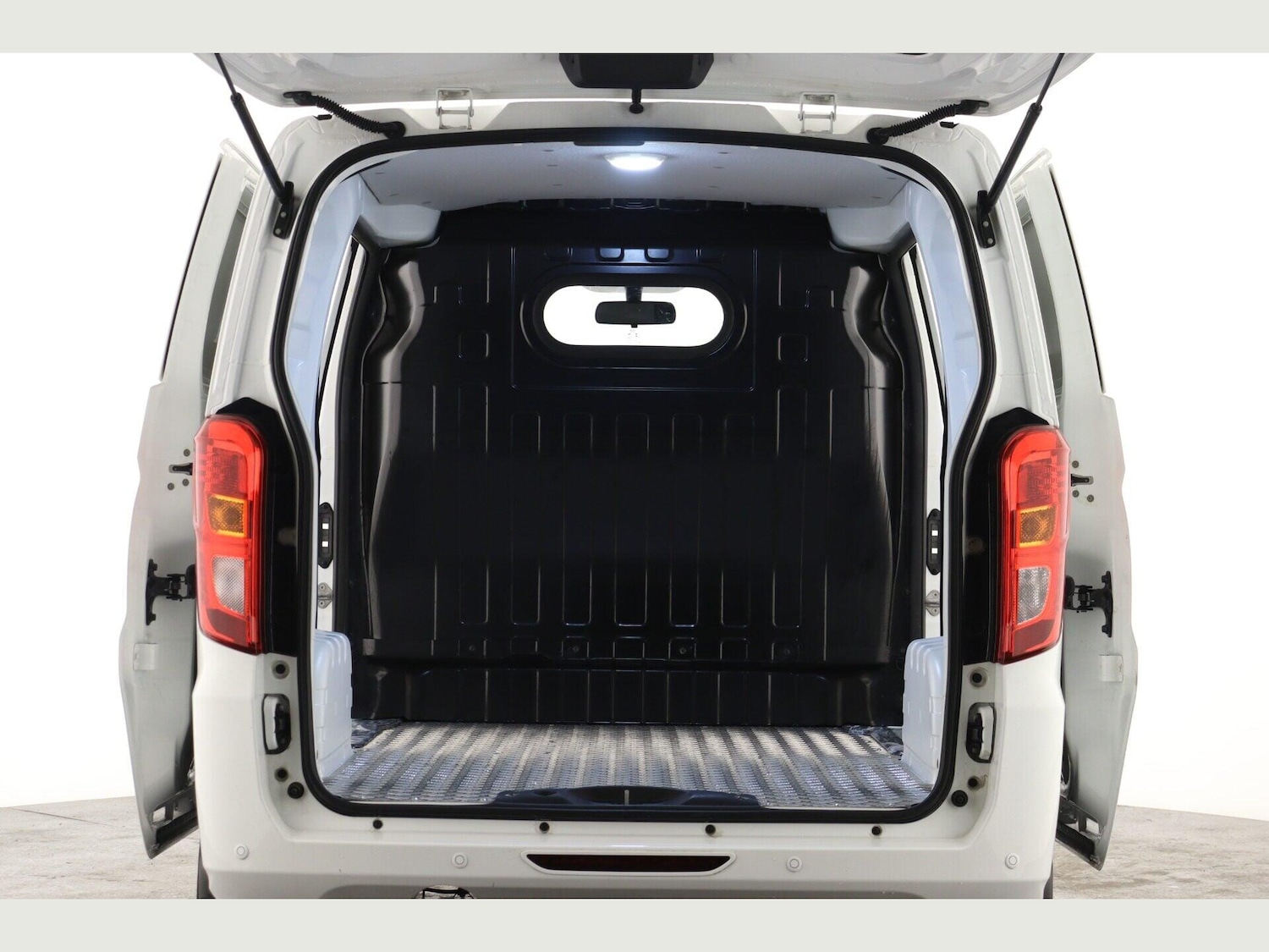 Used BYD ETP3 2024 for sale - 77598450: Photo 3