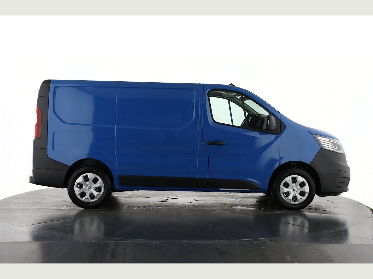 Used Renault Trafic 2023 for sale - 76991840: Photo 6