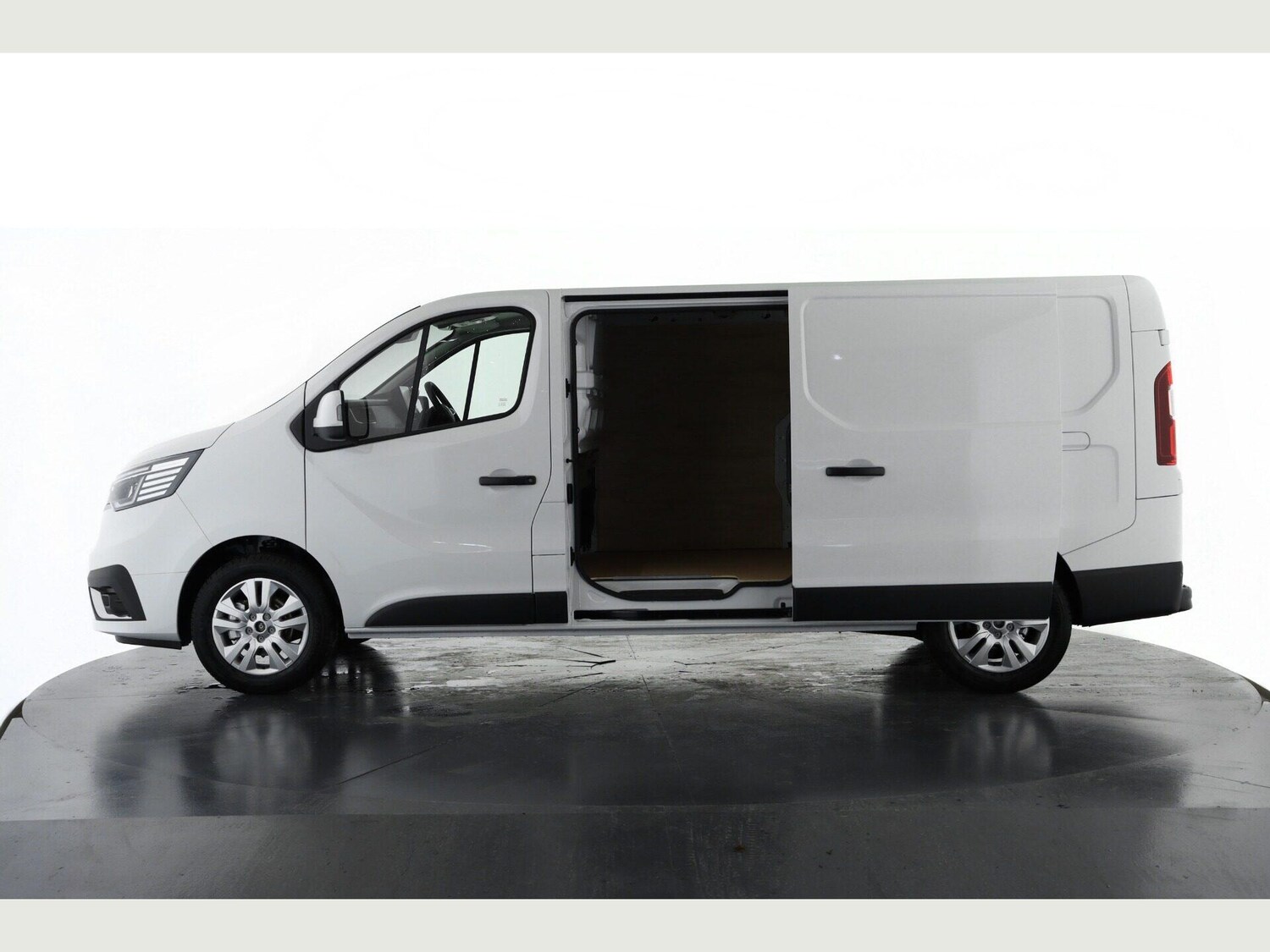 Used Renault Trafic 2025 for sale - 76109835: Photo 8
