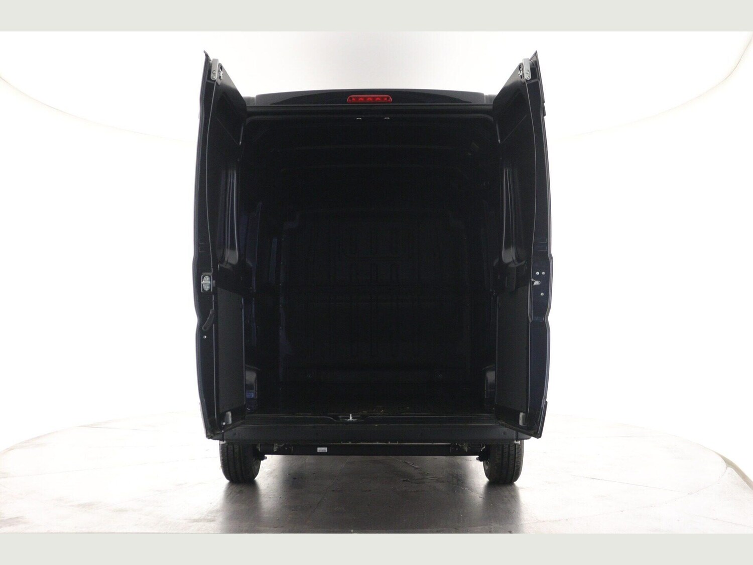 Used Peugeot Boxer for sale - 77671613: Photo 2