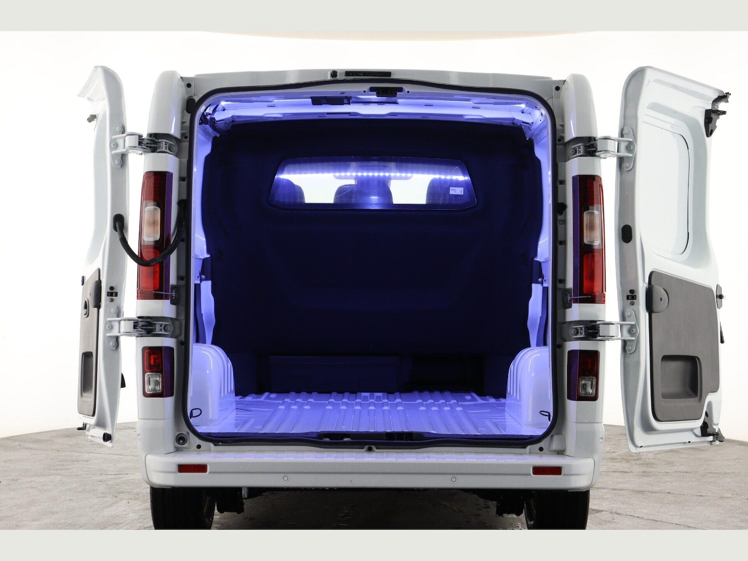 Used Nissan Primastar 2025 for sale - 77305581: Photo 2