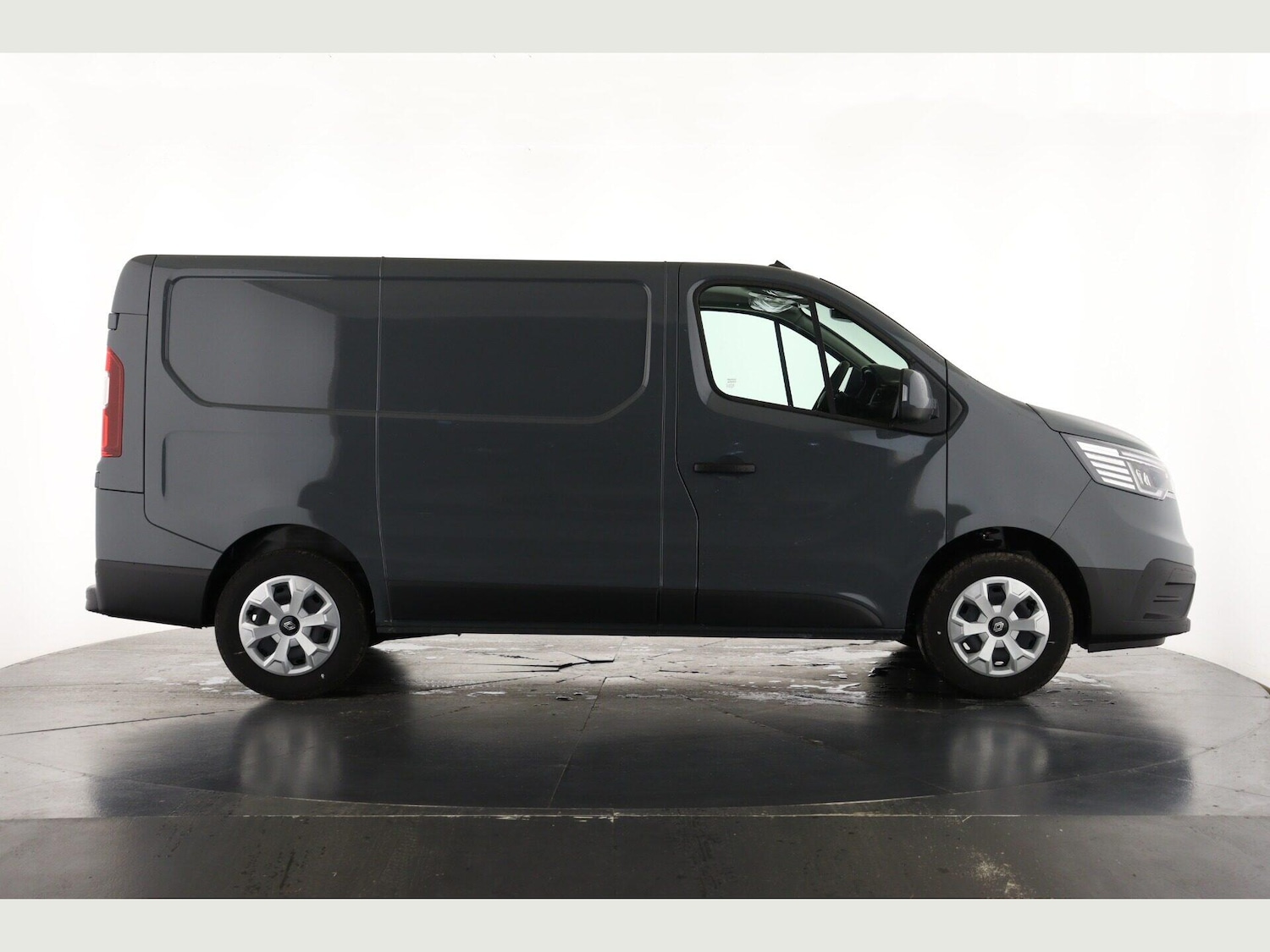 Used Renault Trafic 2025 for sale - 77598028: Photo 5
